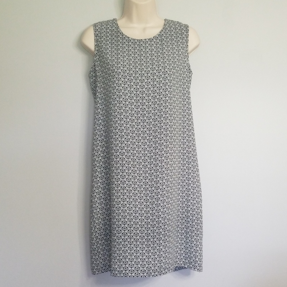 Adrienne Vittadini Black & White Sheath Dress